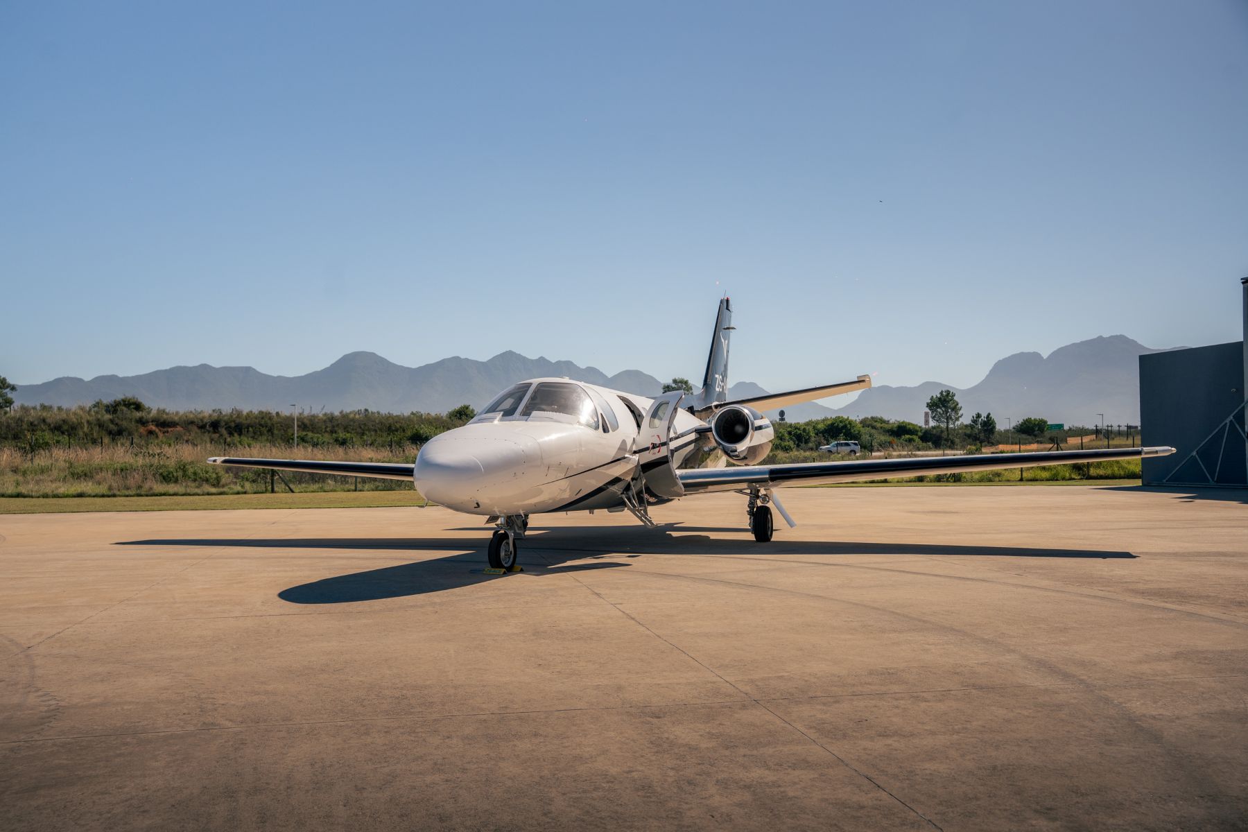 Multi-country African golf safari by light aircraft