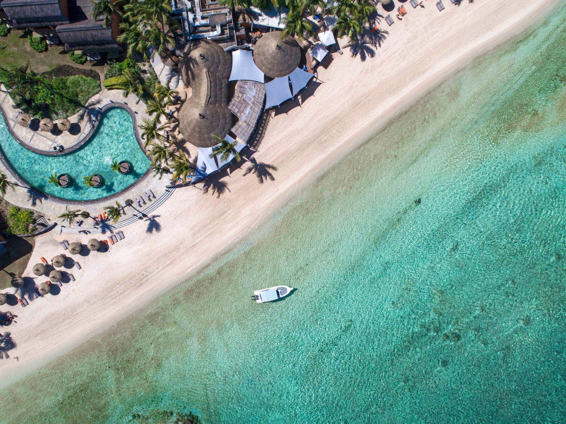 Mauritius island golf resort holiday